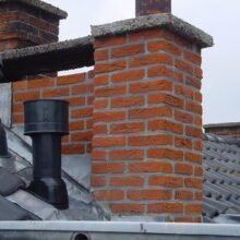 Een pannendak na de volledige dakrenovatie.